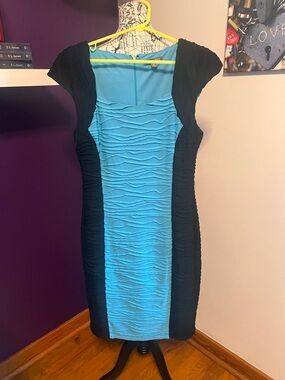 7 for $30 Roz & Ali Cap Sleeve Sheath Dress